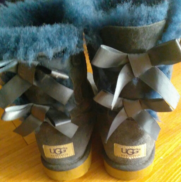 Uggs - Picture 4 of 4